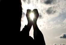 PG:索伯官宣周冠宇和博塔斯将离队人民日报体育.